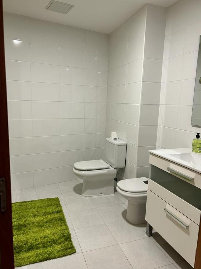 Acogedor Apartamento Atico En El Centro De O Porriño Eksteriør bilde